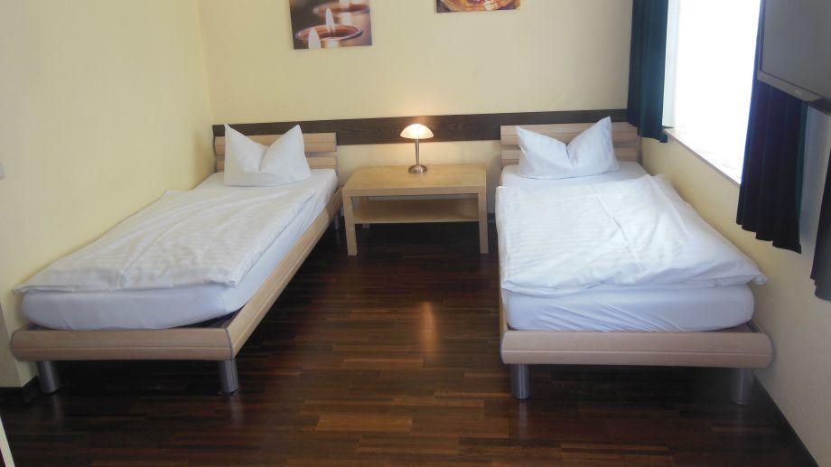 Pension Toscana Шверин Номер фото