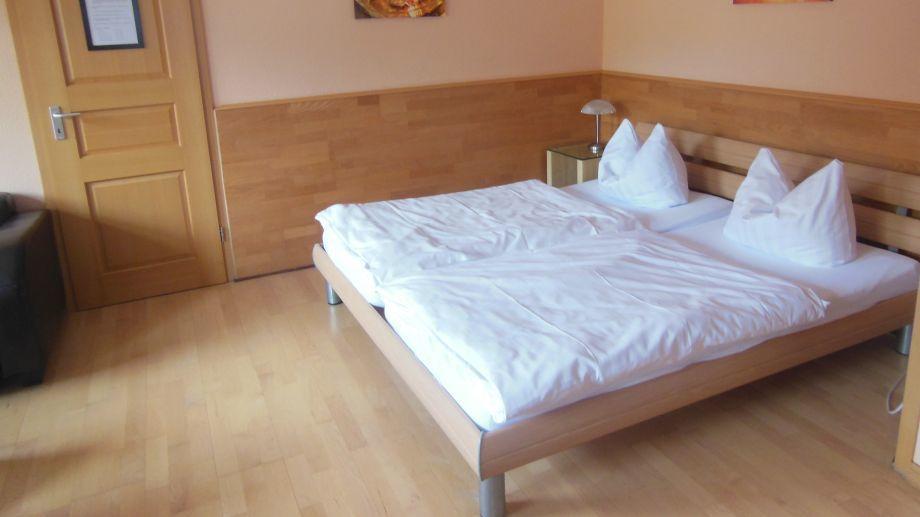 Pension Toscana Шверин Номер фото