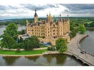 Pension Toscana Шверин Экстерьер фото